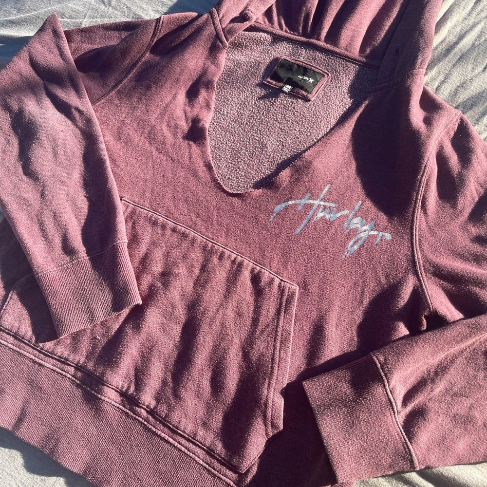 HURLEY SWEATSHIRT 💖🖤